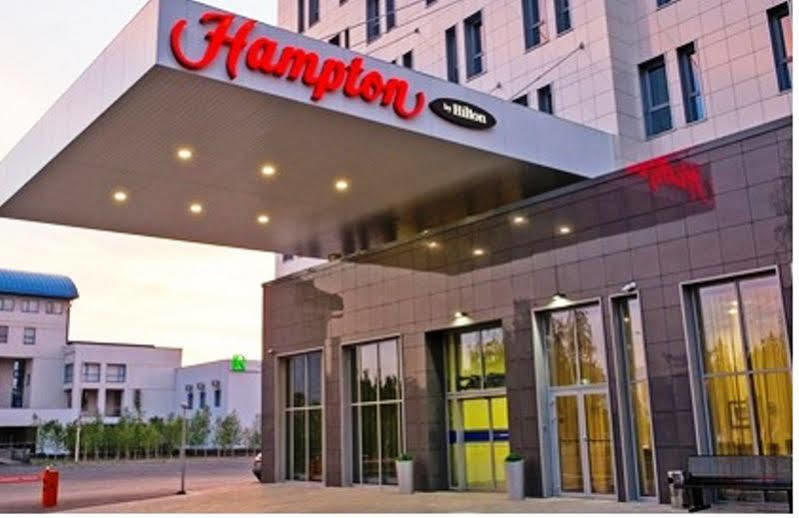 Hampton By Hilton Ufa Hotel Exterior foto
